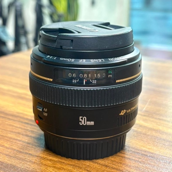 لنز دست دوم Canon EF 50mm f/1.4 USM Lens (جعبه دارد)