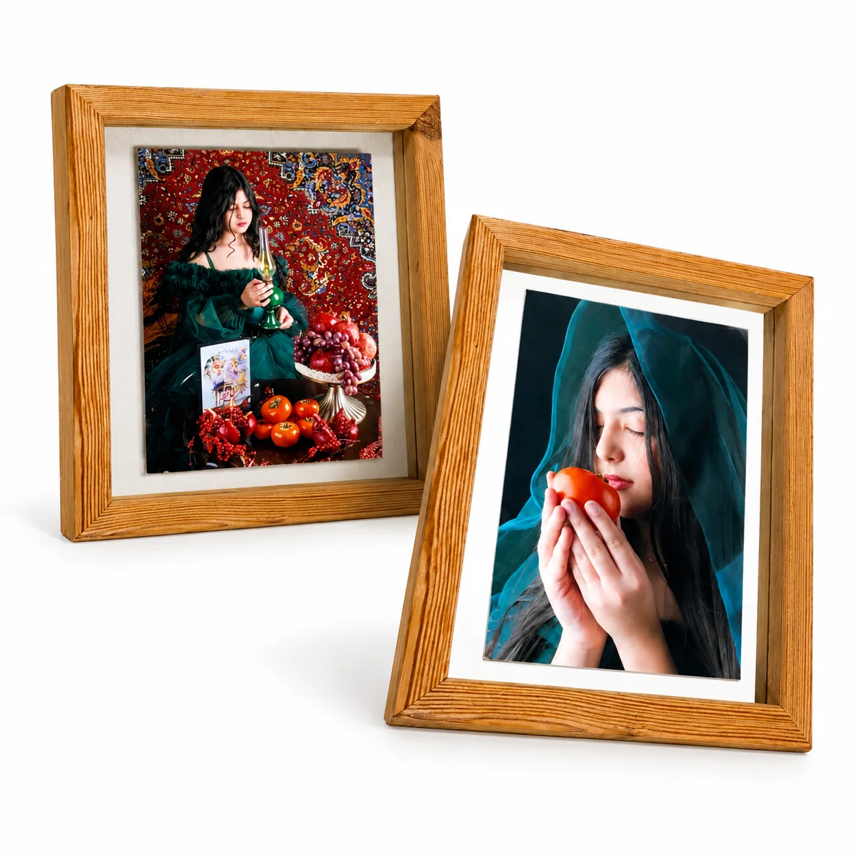 قاب عکس چوبی شیشه دو طرفه  Double-sided glass frame with wooden border