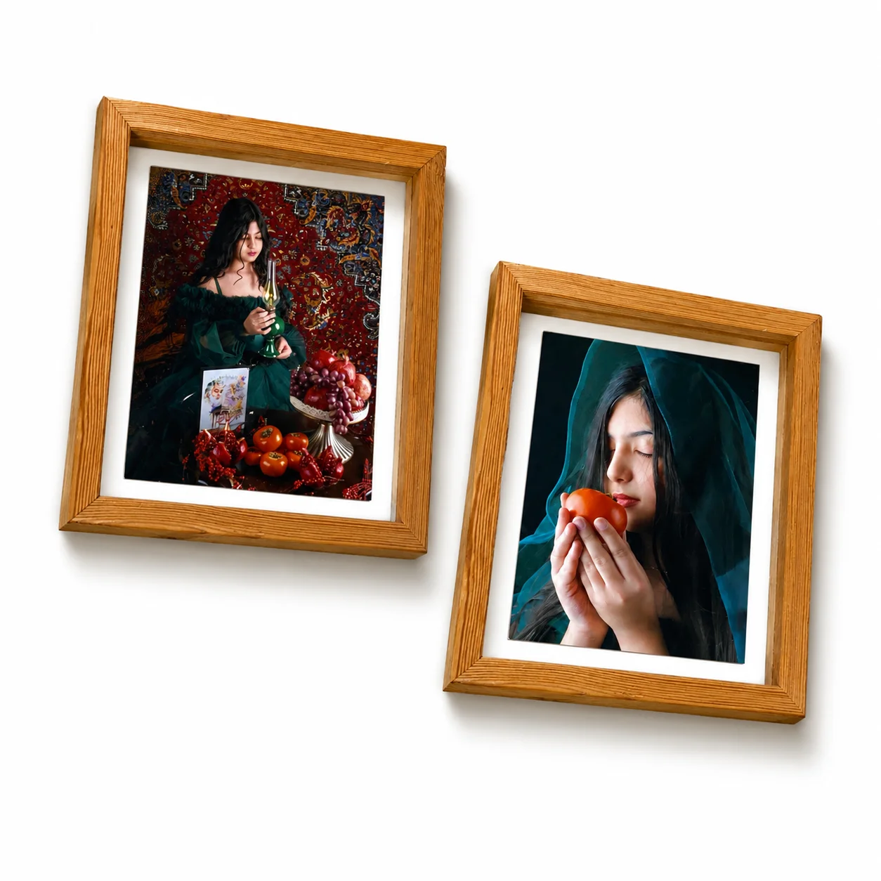 قاب عکس چوبی شیشه دو طرفه  Double-sided glass frame with wooden border