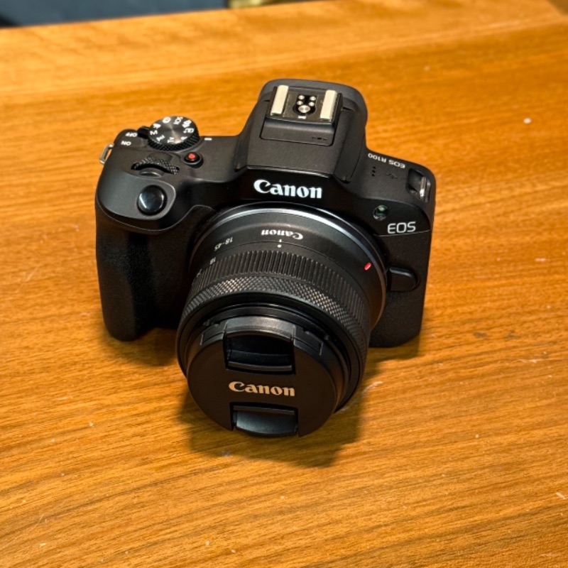 دوربین دست دوم بدون آینه کانن Canon EOS R100 18-45mm (11000 شات)