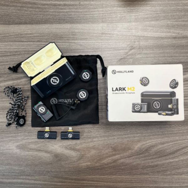 میکروفون دست دوم یقه ای بی سیم Hollyland LARK M2 DUO 2 Person Wireless Combo Microphone