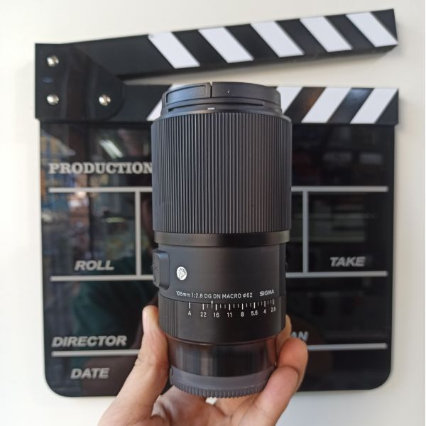 لنز دست دوم سیگما Sigma 105mm f/2.8 DG DN Macro Art Lens for Sony E (جعبه دارد)