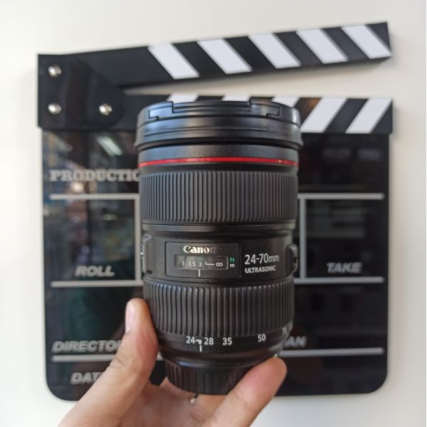 لنز دست دوم کانن Canon EF 24-70mm f/2.8L II USM  (جعبه دارد)
