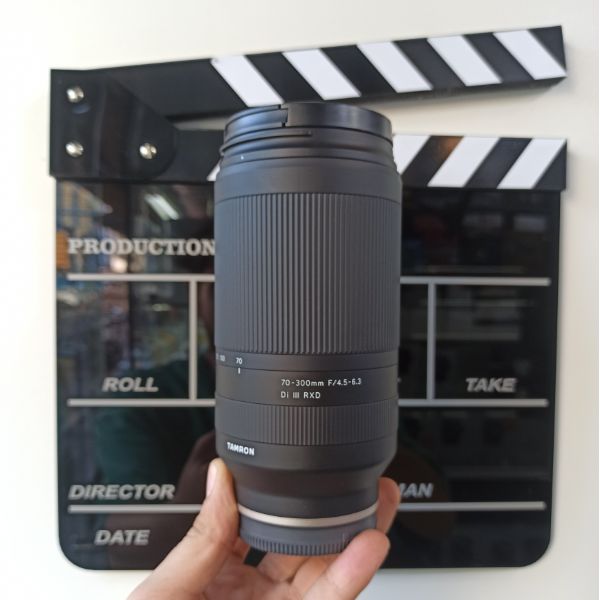 لنز دست دوم تامرون Tamron 70-300mm f/4.5-6.3 Di III RXD for Sony E (جعبه ندارد)