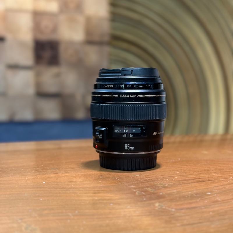 لنز دست دوم Canon EF 85mm f/1.8 USM Lens (جعبه ندارد)