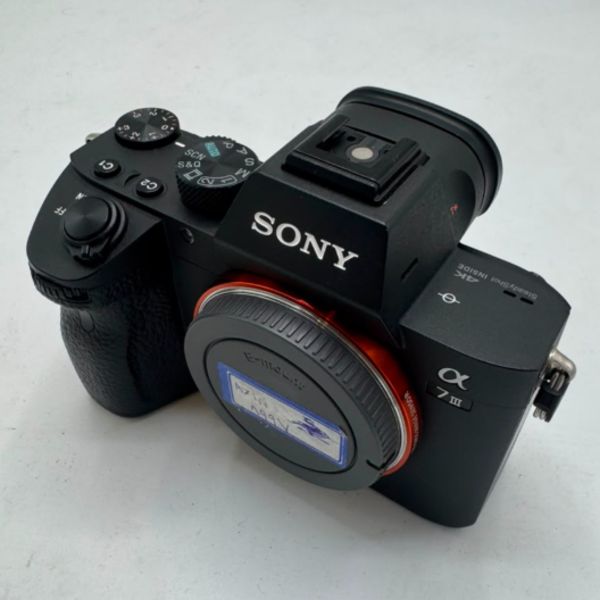 دوربین دست دوم بدون آینه سونی Sony a7 III Mirrorless Camera Body (19000 شات)