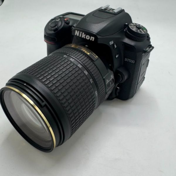 دوربین دست دوم عکاسی نیکون Nikon D7500 Kit 18-140mm f/3.5-5.6 G VR (10610 شات)