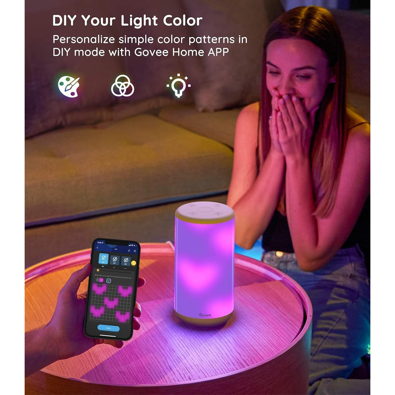 عکس در حال استفاده از چراغ هوشمند رومیزی گووی Govee Aura H6052 Smart Table Lamp