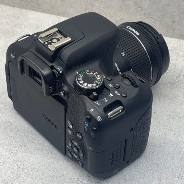 دوربین دست دوم عکاسی کانن Canon EOS 800D Kit 18-55mm f/4-5.6 IS STM (15,000 شات)