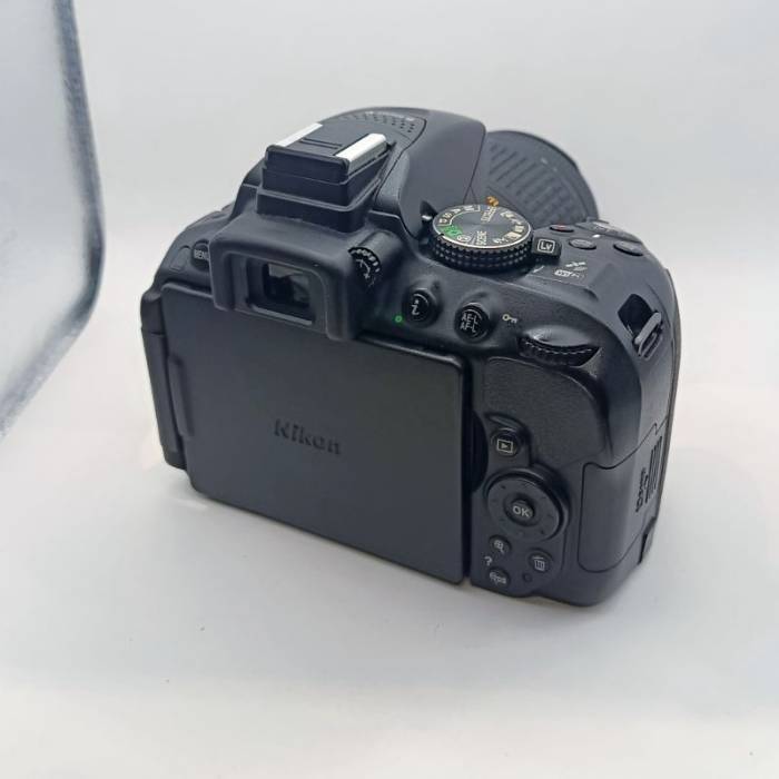 دوربین دست دوم عکاسی نیکون Nikon D5300‌ Kit 18-55mm f/3.5-5.6 G AF-P VR (22000 شات)