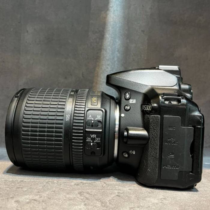 دوربین دست دوم عکاسی نیکون Nikon D5300‌ Kit 18-105/3.5-5.6 VR (22000 شات)