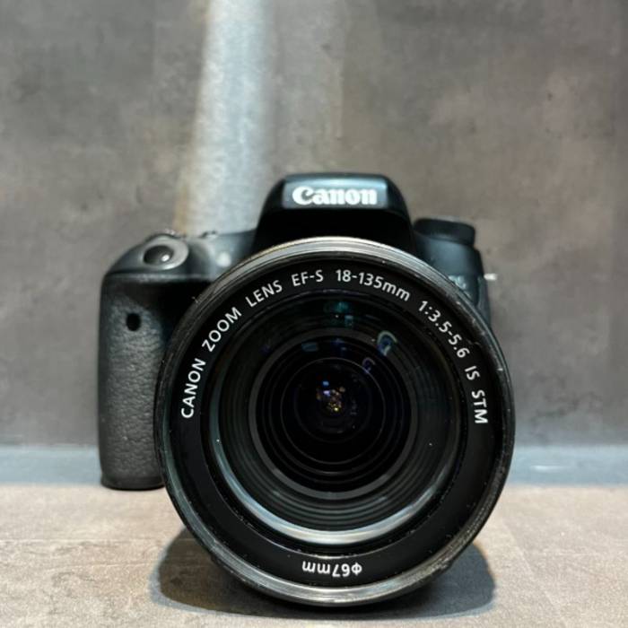 دوربین دست دوم عکاسی کانن Canon EOS 760D Kit 18-55mm f/3.5-5.6 IS STM (5000 شات)