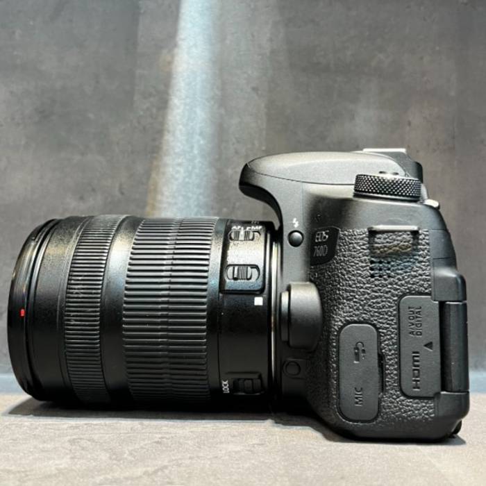 دوربین دست دوم عکاسی کانن Canon EOS 760D Kit 18-55mm f/3.5-5.6 IS STM (5000 شات)