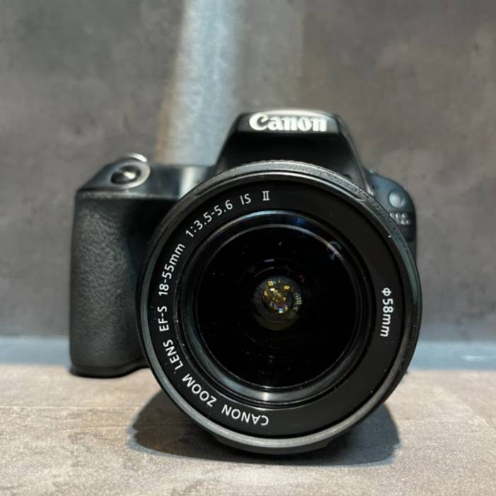 دوربین دست دوم عکاسی کانن Canon EOS 200D Kit 18-55 mm f/4-5.6 IS II  (5000 شات)