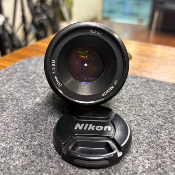 لنز دست دوم نیکون Nikon AF NIKKOR 50mm f/1.8D (جعبه دارد)