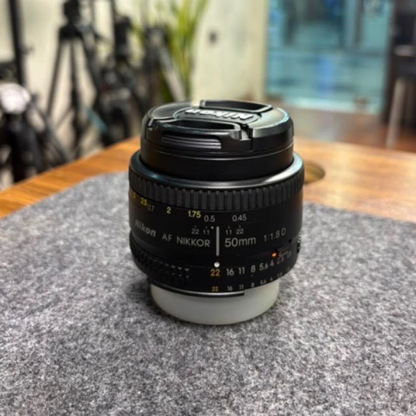 لنز دست دوم نیکون Nikon AF NIKKOR 50mm f/1.8D (جعبه دارد)