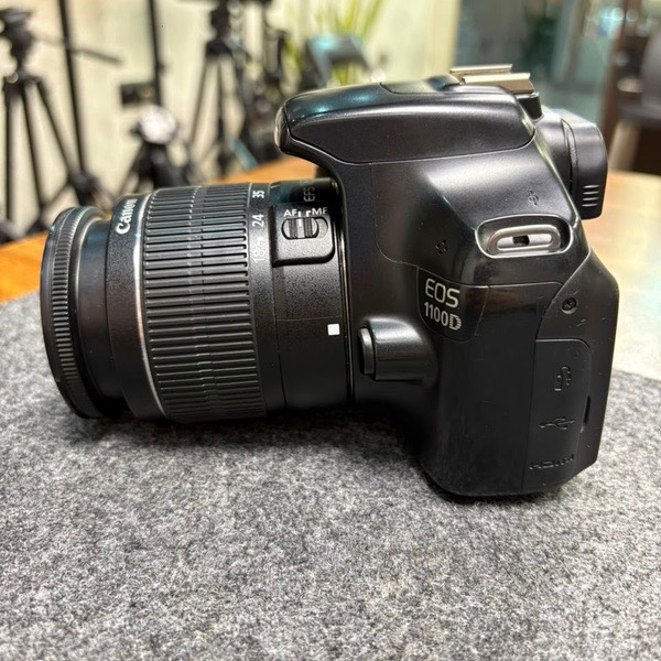 دوربین دست دوم عکاسی کانن مدل Canon EOS 1100D Kit 18-55mm  (20/400 شات)