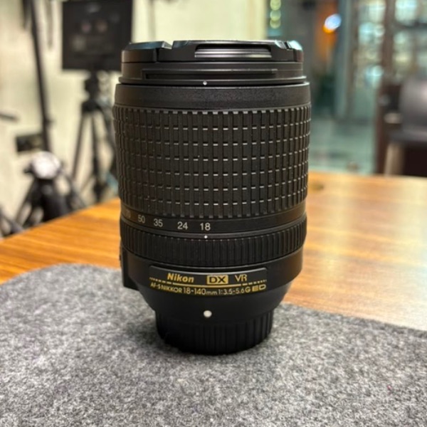 لنز دست دوم نیکون Nikon AF-S DX NIKKOR 18-140mm f/3.5-5.6G ED VR No Box (جعبه ندارد)