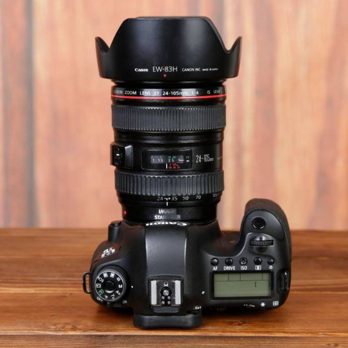 دوربین دست دوم  عکاسی کانن Canon EOS 6D Kit 24-105mm f/4L IS USM (116000 شات)