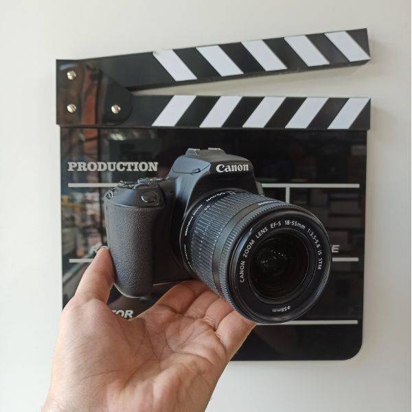 دوربین دست دوم عکاسی کانن Canon EOS 250D Kit EF-S 18-55 mm f/4-5.6 IS STM (2000 شات)