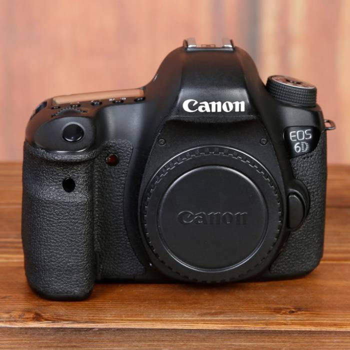 دوربین دست دوم عکاسی کانن Canon EOS 6D Body (116000 شات)