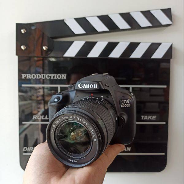 دوربین دست دوم عکاسی کانن Canon EOS 4000D Kit EF-S 18-55mm III (19000 شات)