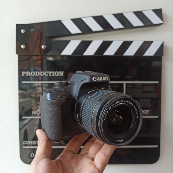 دوربین دست دوم عکاسی کانن Canon EOS 4000D Kit EF-S 18-55mm III (19000 شات)