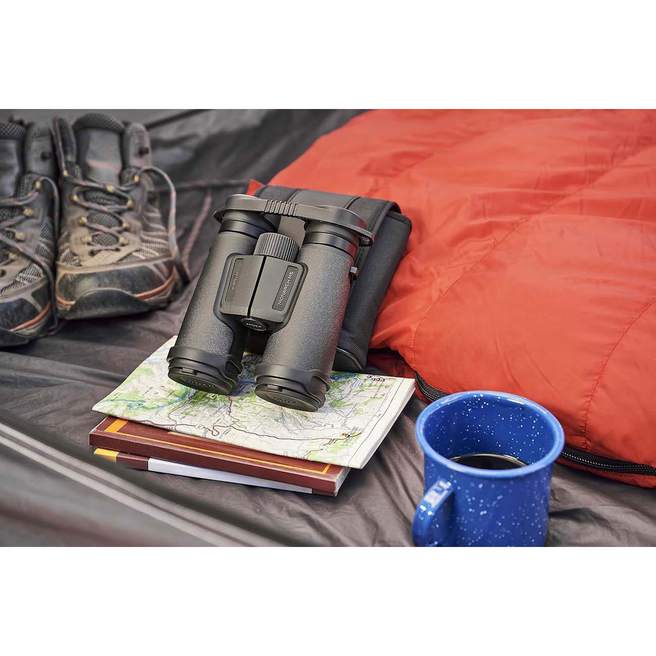 نمای کاربردی دوربین دوچشمی نیکون Nikon Monarch 5 12x42 Binocular