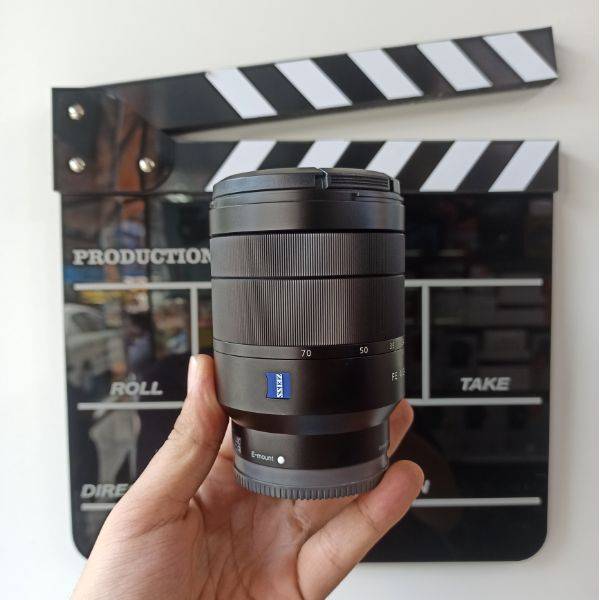 لنز دست دوم سونی Sony Vario-Tessar T* FE 24-70mm f/4 ZA OSS  (جعبه دارد)