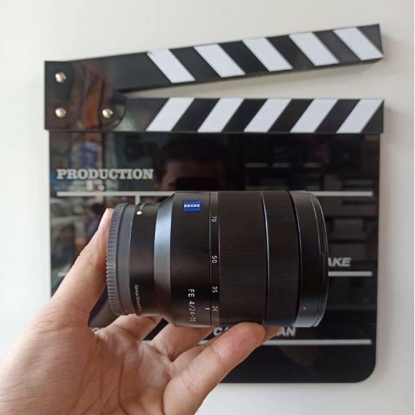 لنز دست دوم سونی Sony Vario-Tessar T* FE 24-70mm f/4 ZA OSS  (جعبه دارد)