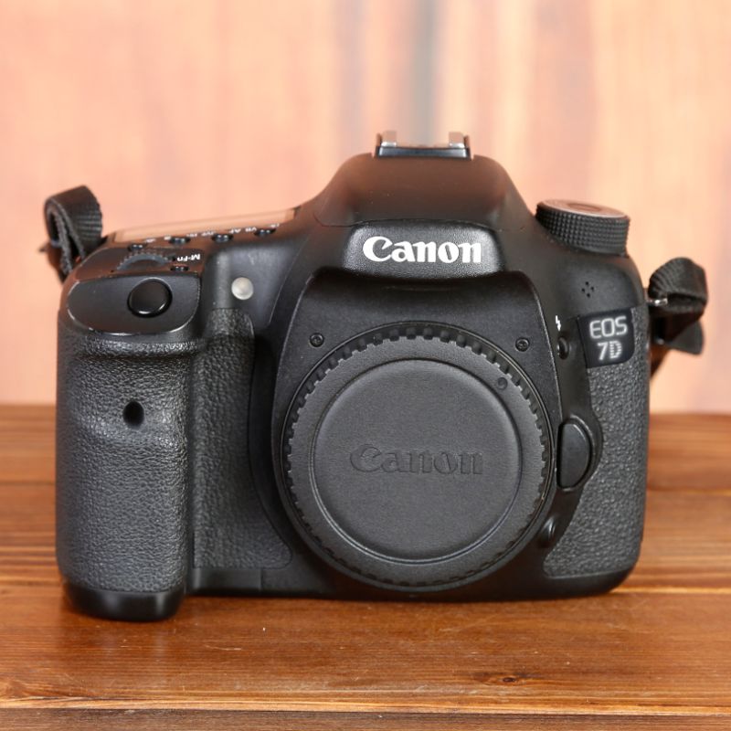 دوربین دست دوم  عکاسی کانن Canon EOS 7D Body (38000 شات)