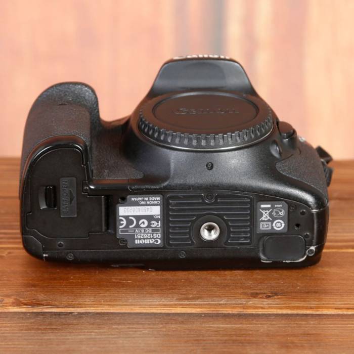 دوربین دست دوم  عکاسی کانن Canon EOS 7D Body (38000 شات)