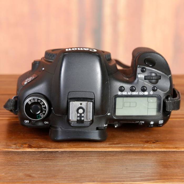 دوربین دست دوم  عکاسی کانن Canon EOS 7D Body (38000 شات)
