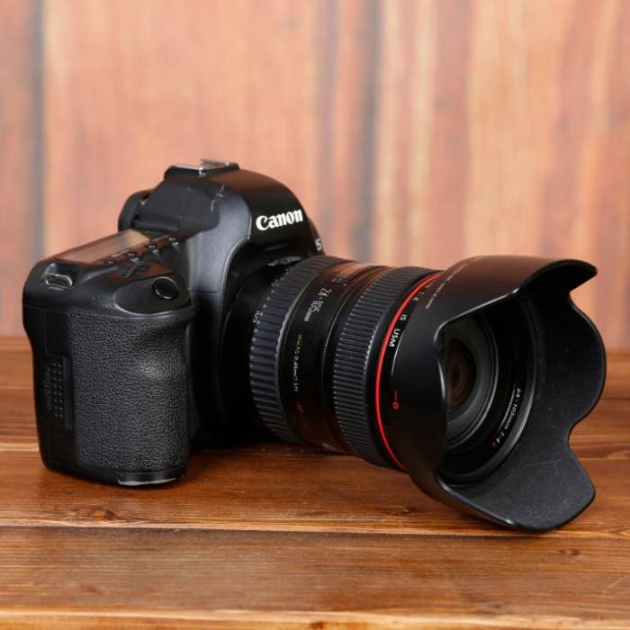 دوربین دست دوم عکاسی کانن Canon EOS 5D Mark II Kit 24-105mm f/4L IS USM (23000 شات)