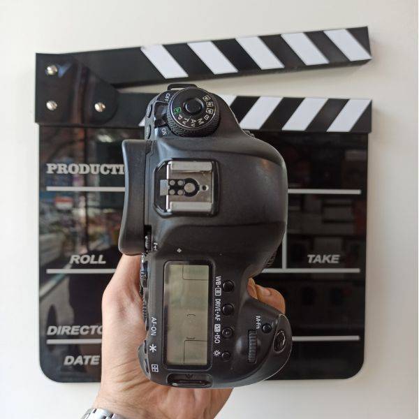 دوربین دست دوم عکاسی کانن Canon EOS 5D Mark IV Body (23000 شات)