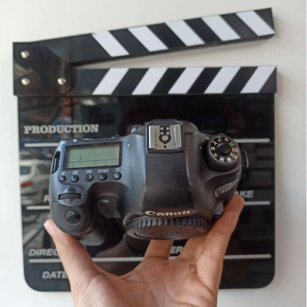 دوربین دست دوم عکاسی کانن Canon EOS 6D Body (30000 شات)