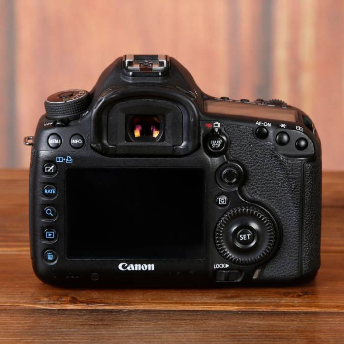 دوربین دست دوم عکاسی کانن Canon EOS 5D Mark III Body (162000 شات)