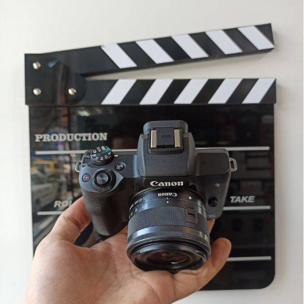 دوربین دست دوم بدون آینه کانن Canon EOS M50 kit 15-45mm black (3000 شات)