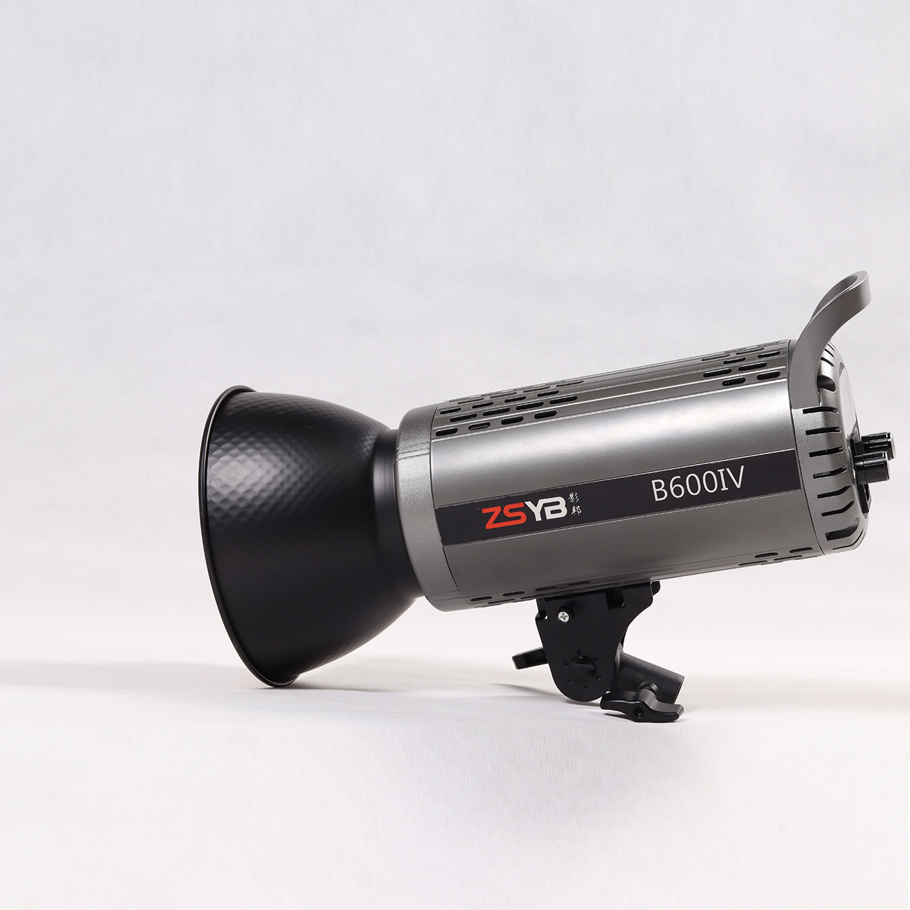 عکس از کنار ویدئو لایت ZSYB B600IV LED Video Light