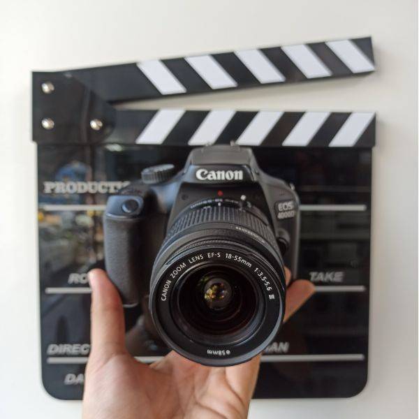 دوربین دست دوم عکاسی کانن Canon EOS 4000D Kit EF-S 18-55mm III (10000 شات)
