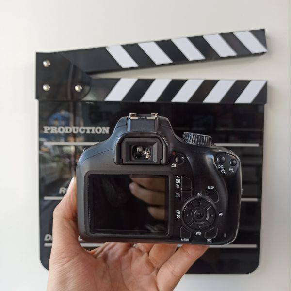 دوربین دست دوم عکاسی کانن Canon EOS 4000D Kit EF-S 18-55mm III (10000 شات)