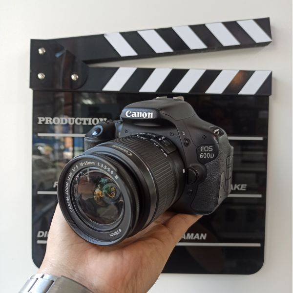 دوربین دست دوم عکاسی کانن Canon EOS 600D Kit EF-S 18-55mm III (14000 شات)