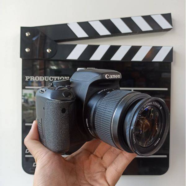 دوربین دست دوم عکاسی کانن Canon EOS 600D Kit EF-S 18-55mm III (14000 شات)