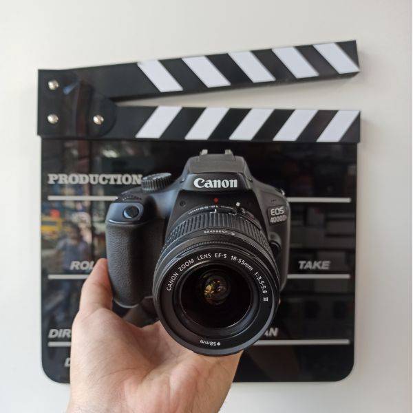 دوربین عکاسی کانن Canon EOS 4000D Kit EF-S 18-55mm III  (7000 شات)