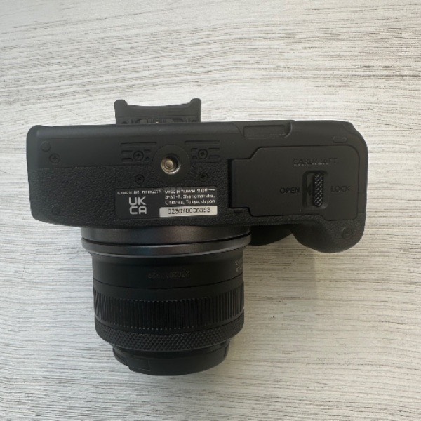 دوربین دست دوم Canon EOS R50 Kit RF-S 18-45mm f/4.5-6.3 IS STM (4000 شات)