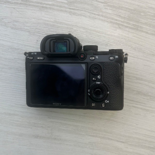 دوربین دست دوم بدون آینه سونی Sony a7 III Mirrorless Camera Body (20000 شات)