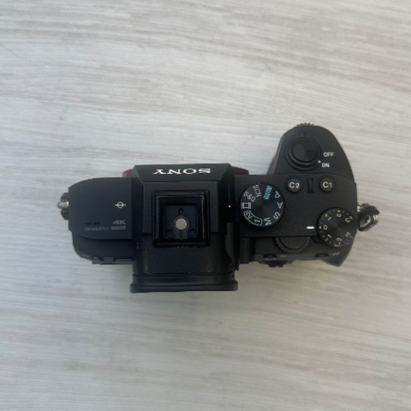 دوربین دست دوم بدون آینه سونی Sony a7 III Mirrorless Camera Body (20000 شات)