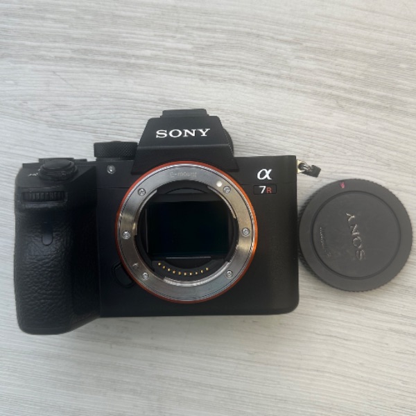 دوربین دست دوم بدون آینه سونی Sony a7R III Mirrorless Camera (36000 شات)