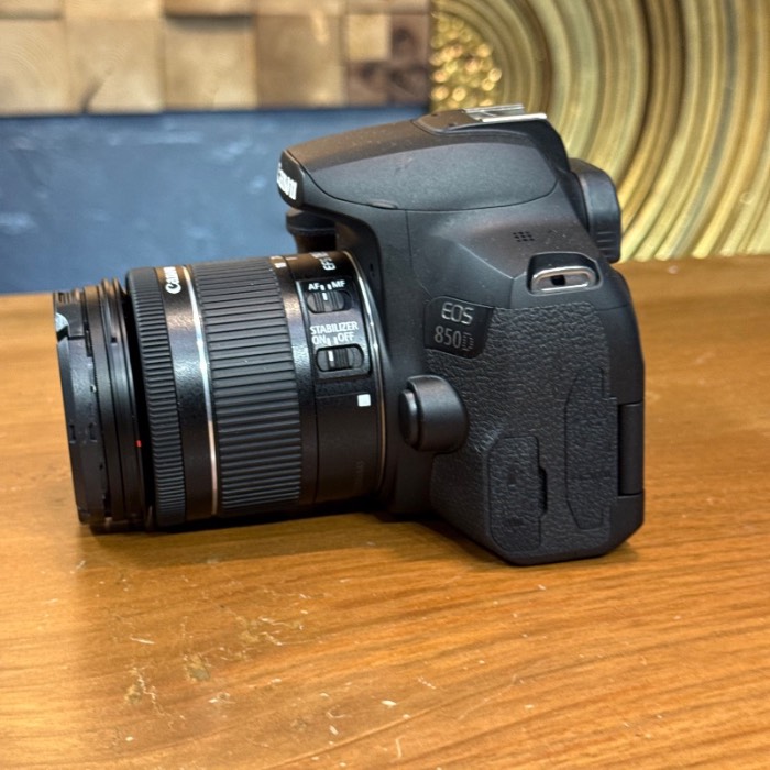 دوربین دست دوم عکاسی کانن Canon EOS 850D kit EF-S 18-55mm f/4-5.6 IS STM (5000 شات)
