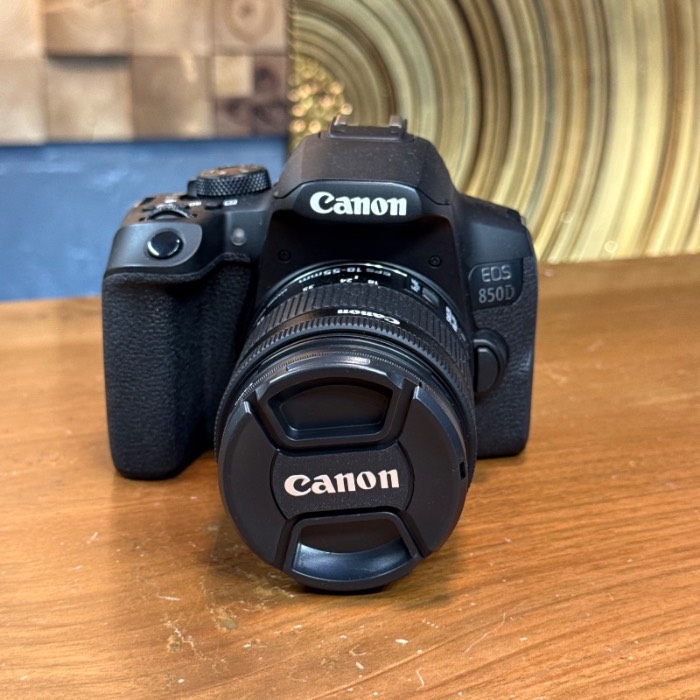 دوربین دست دوم عکاسی کانن Canon EOS 850D kit EF-S 18-55mm f/4-5.6 IS STM (5000 شات)